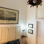 A Casa Di Claudia - Acdc * Неаполь