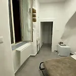 A Casa Di Claudia - Acdc * Неаполь