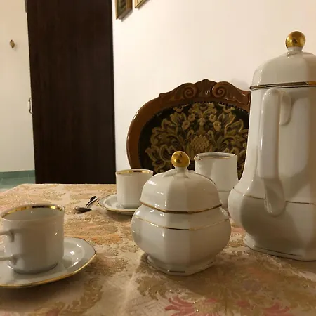 A Casa Di Claudia - Acdc * Neapol