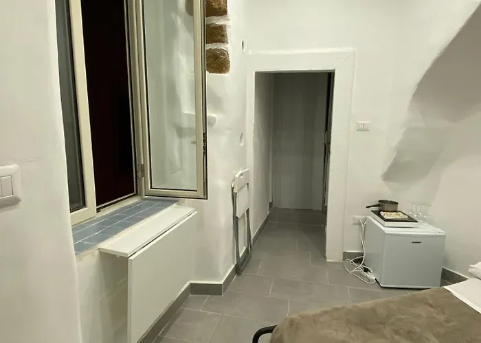 A Casa Di Claudia - Acdc * 那不勒斯